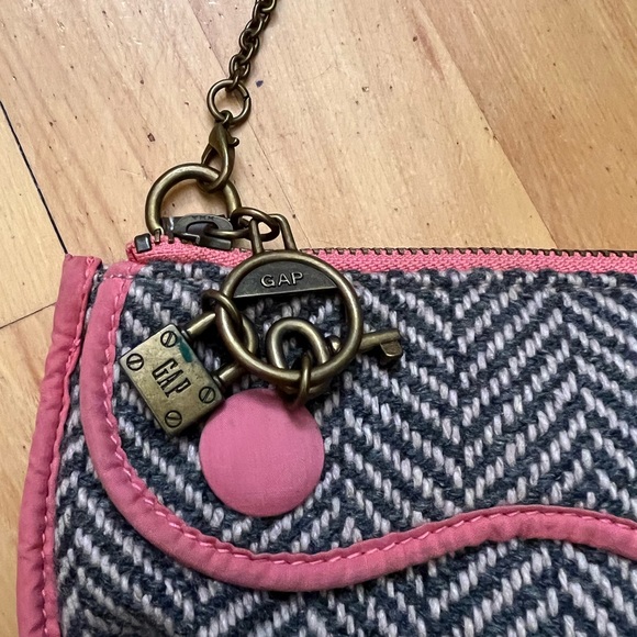 GAP Y2K tweed micro purse/wristlet. - Picture 3 of 3